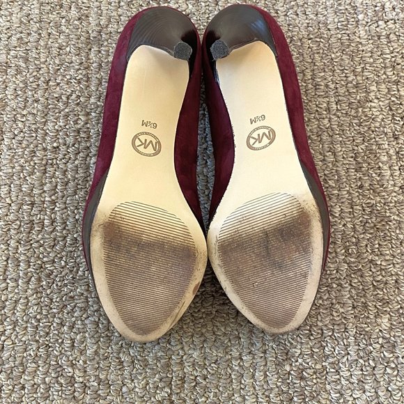 Michael Kors York Platform Suede Peeptoe Pumps in Bordeaux, 6.5M - Picture 8 of 13